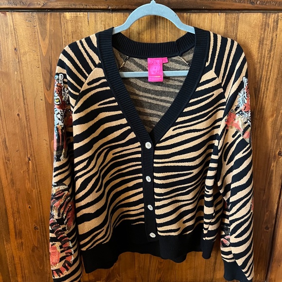 Queen of Sparkles Tiger Cardigan - Picture 1 of 2